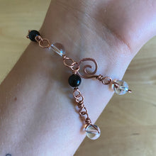 Load image into Gallery viewer, Clear Quartz and Obsidian Adjustable Copper Link Bracelet
